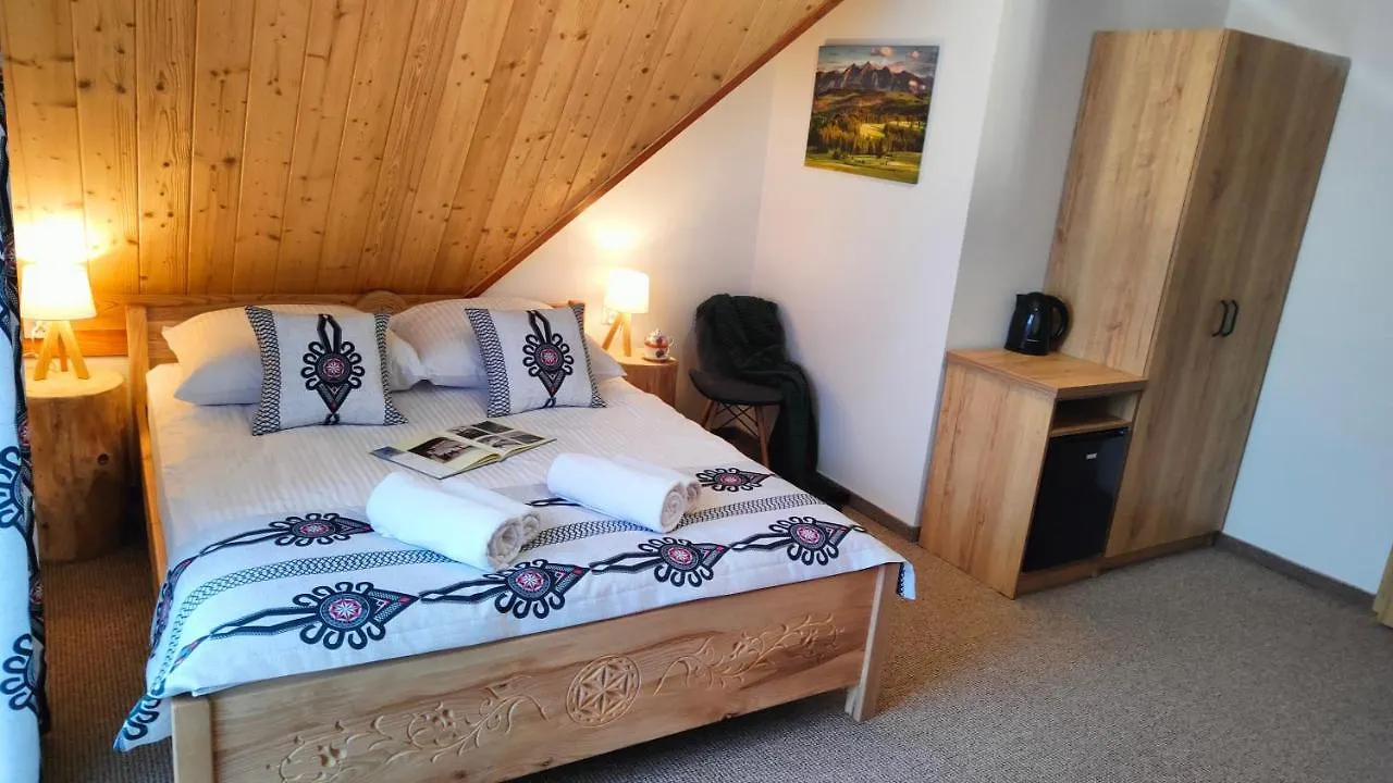 Bed & Breakfast Willa Adamowka Skrzypne
